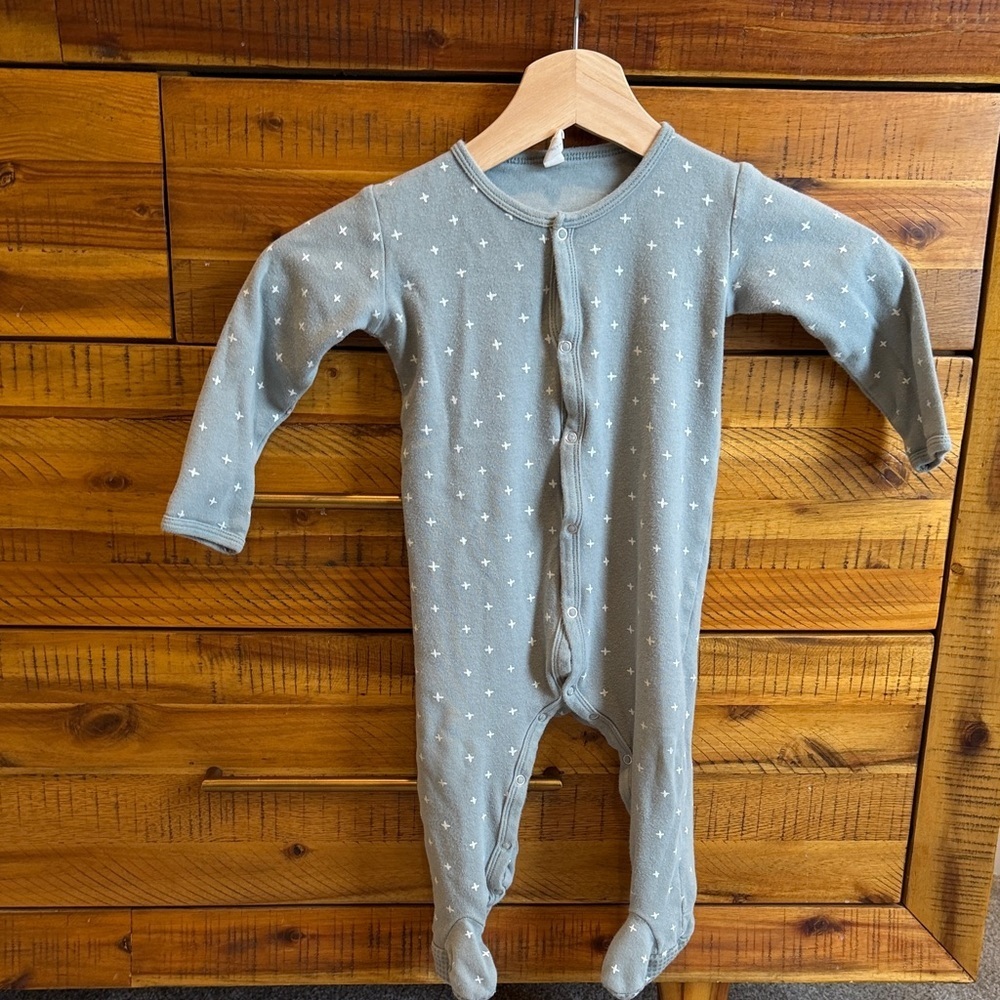 Quincy Mae Cozy Gray Starry Kids Footie Pajamas